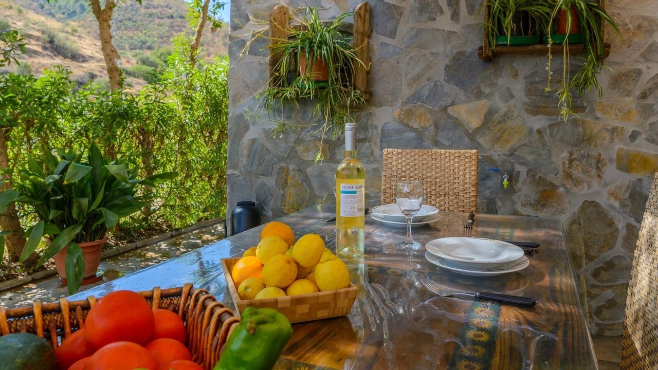 Photo of Outdoor in Guaro