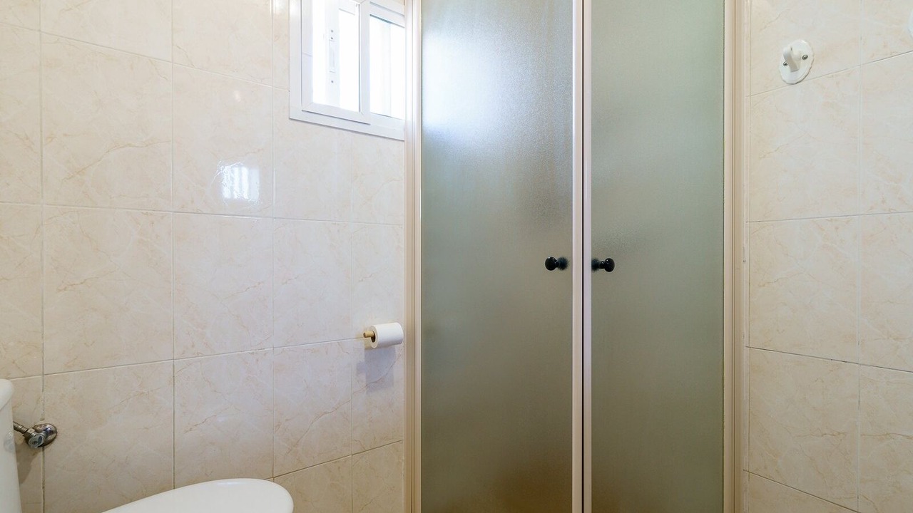 Photo of Bathroom in Gibralgalia