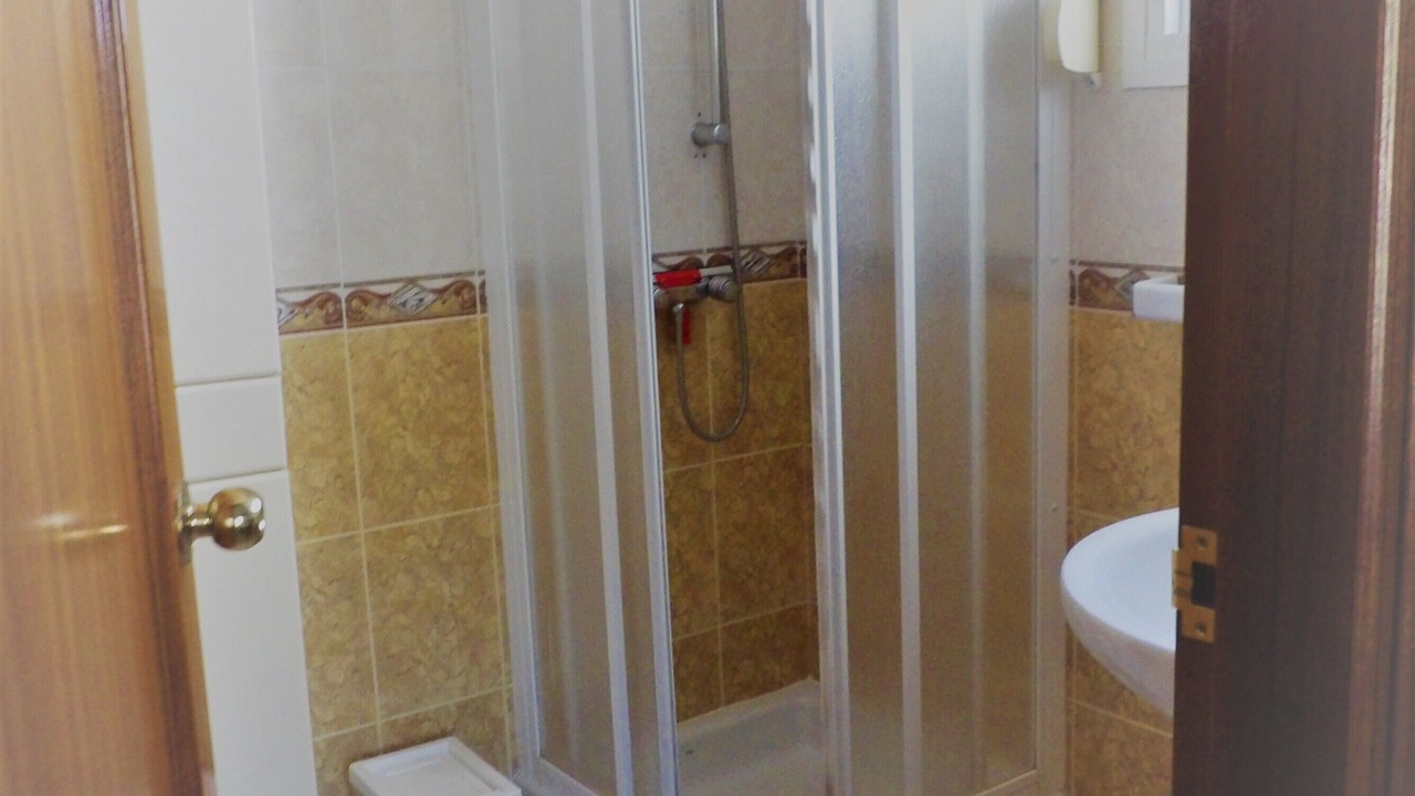 Photo of Bathroom in Canillas de Albaida
