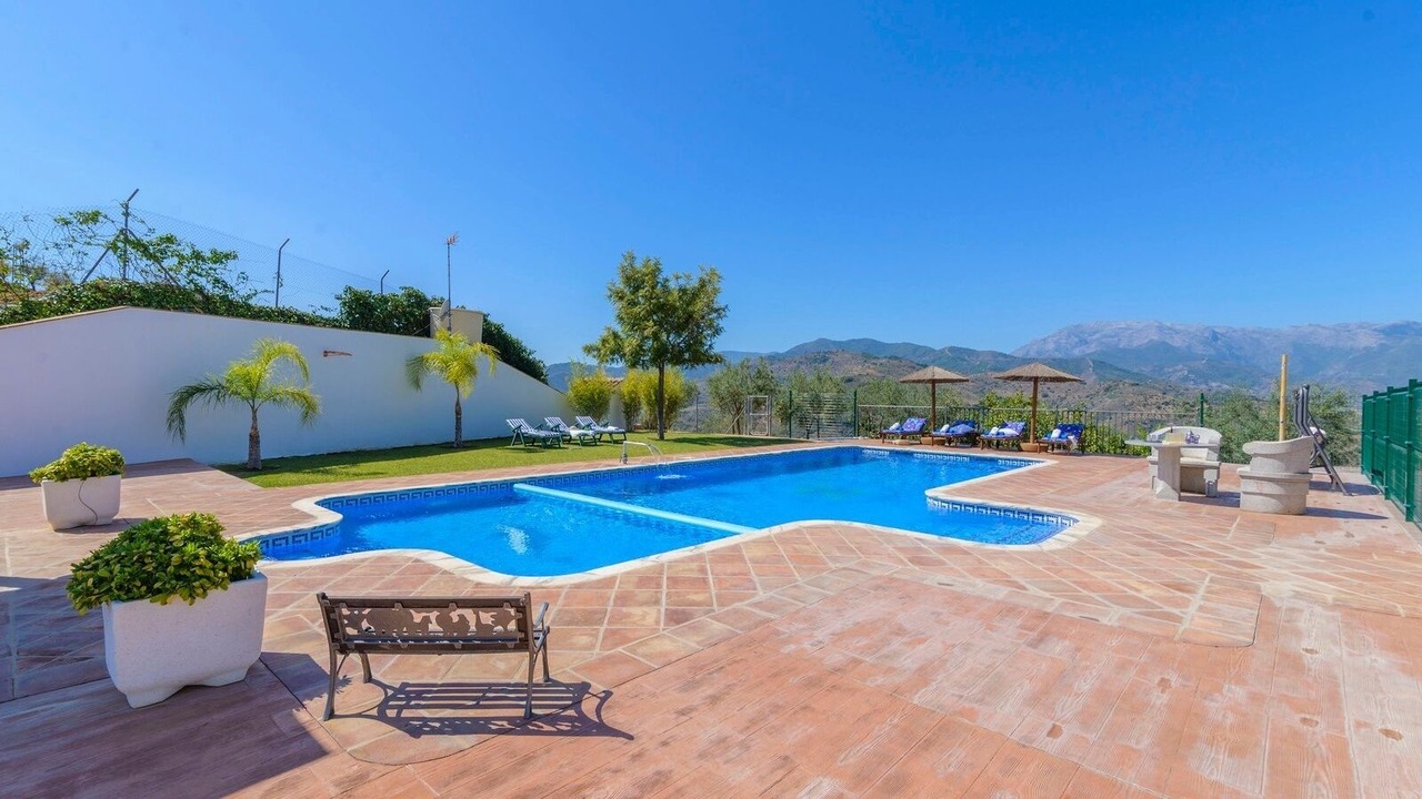 Photo of Outdoor in Guaro