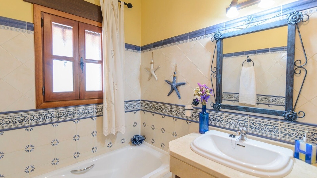 Photo of Bathroom in Guaro