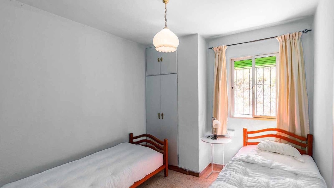 Photo of Bedroom in Alozaina