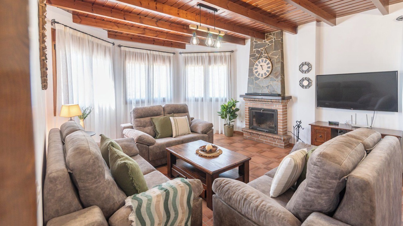 Photo of Livingroom in Sayalonga