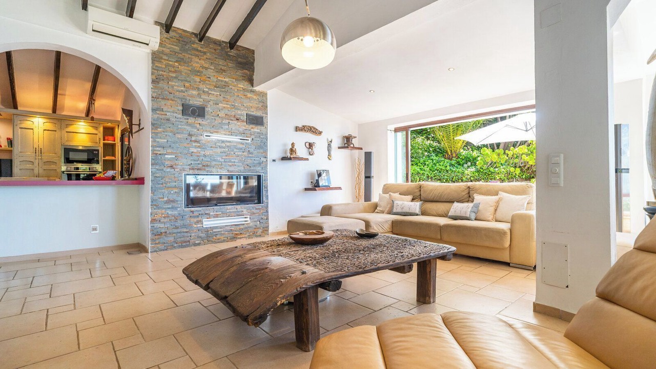 Photo of Livingroom in Sayalonga