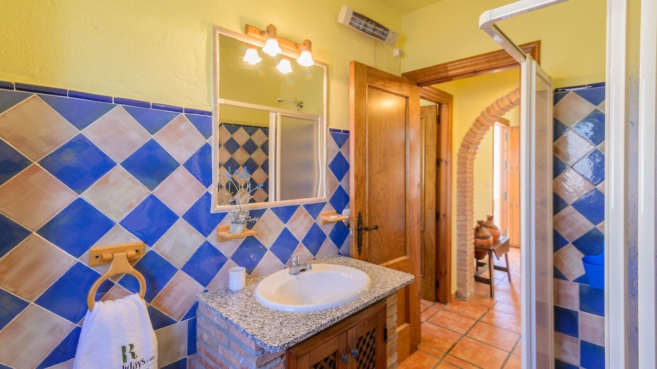 Photo of Bathroom in Orgiva