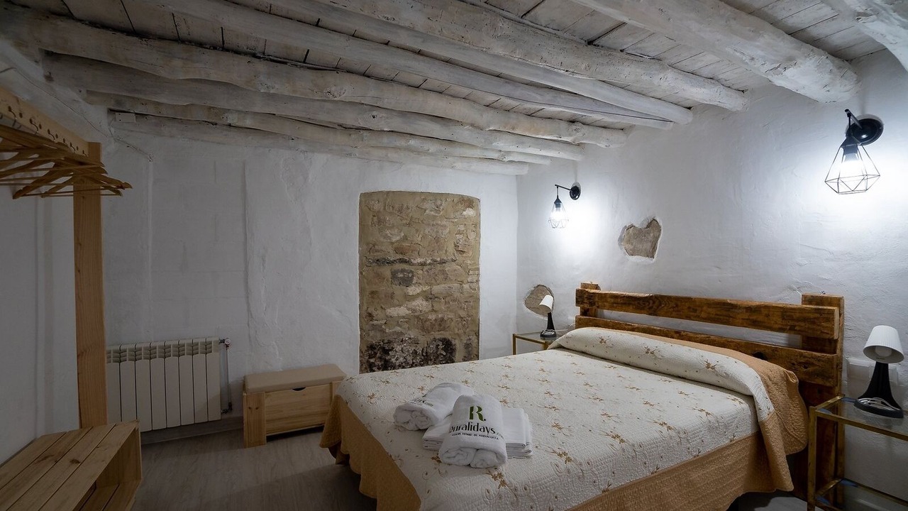 Photo of Bedroom in Benaojan