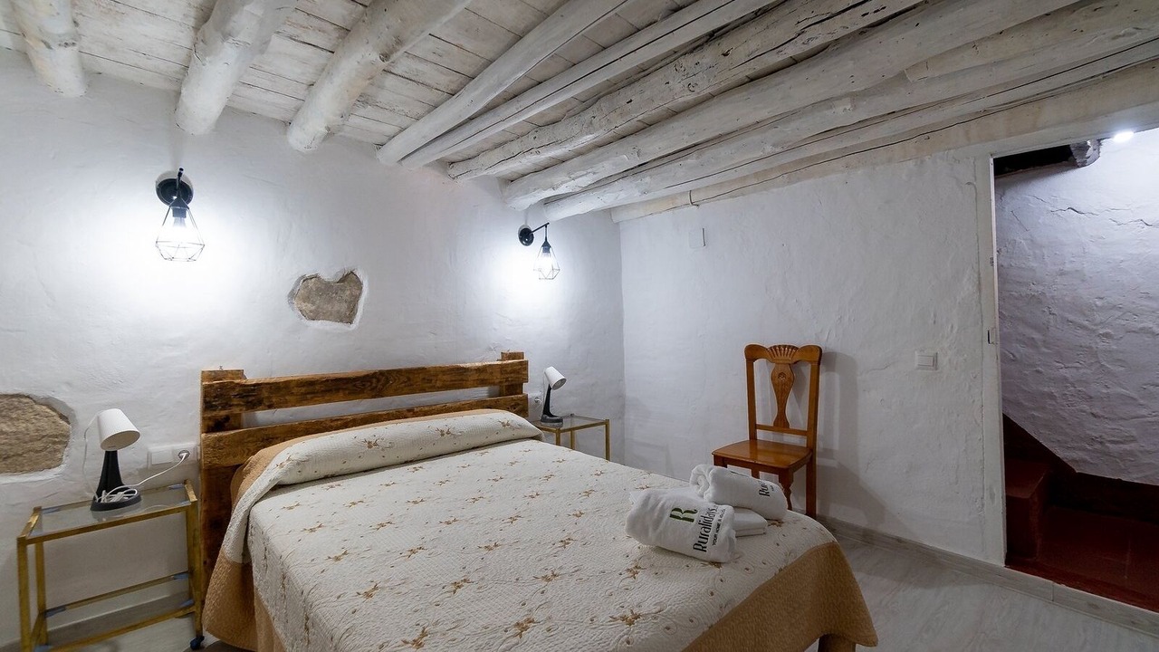 Photo of Bedroom in Benaojan