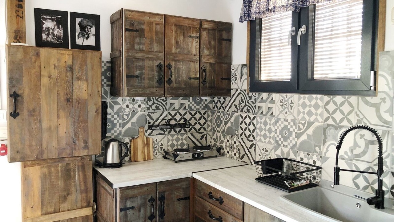 Photo of Kitchen in Alozaina
