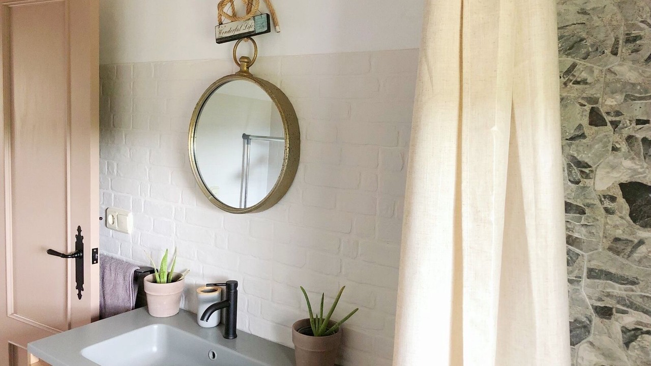 Photo of Bathroom in Alozaina