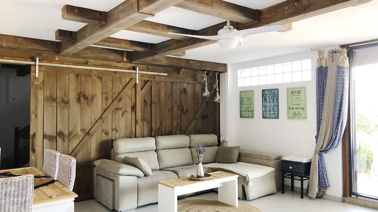Photo of Livingroom in Alozaina