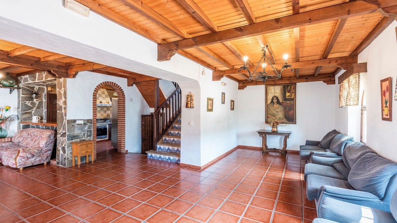 Photo of Livingroom in Sayalonga
