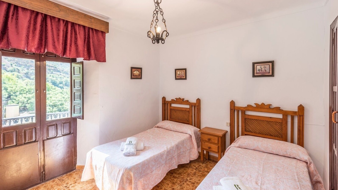 Photo of Bedroom in Sayalonga