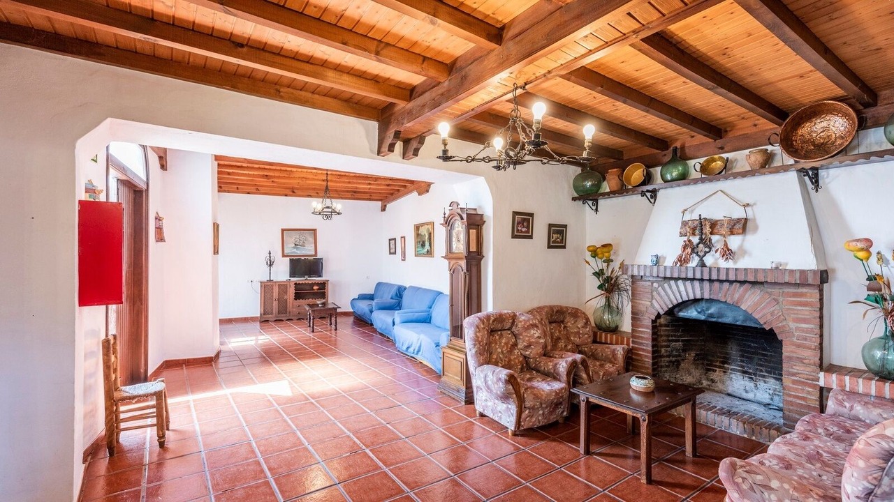 Photo of Livingroom in Sayalonga