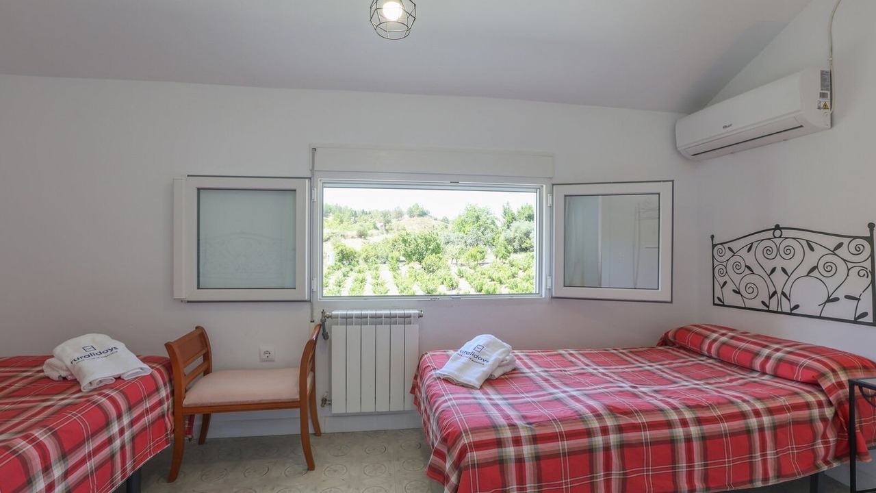 Photo of Bedroom in Montemayor