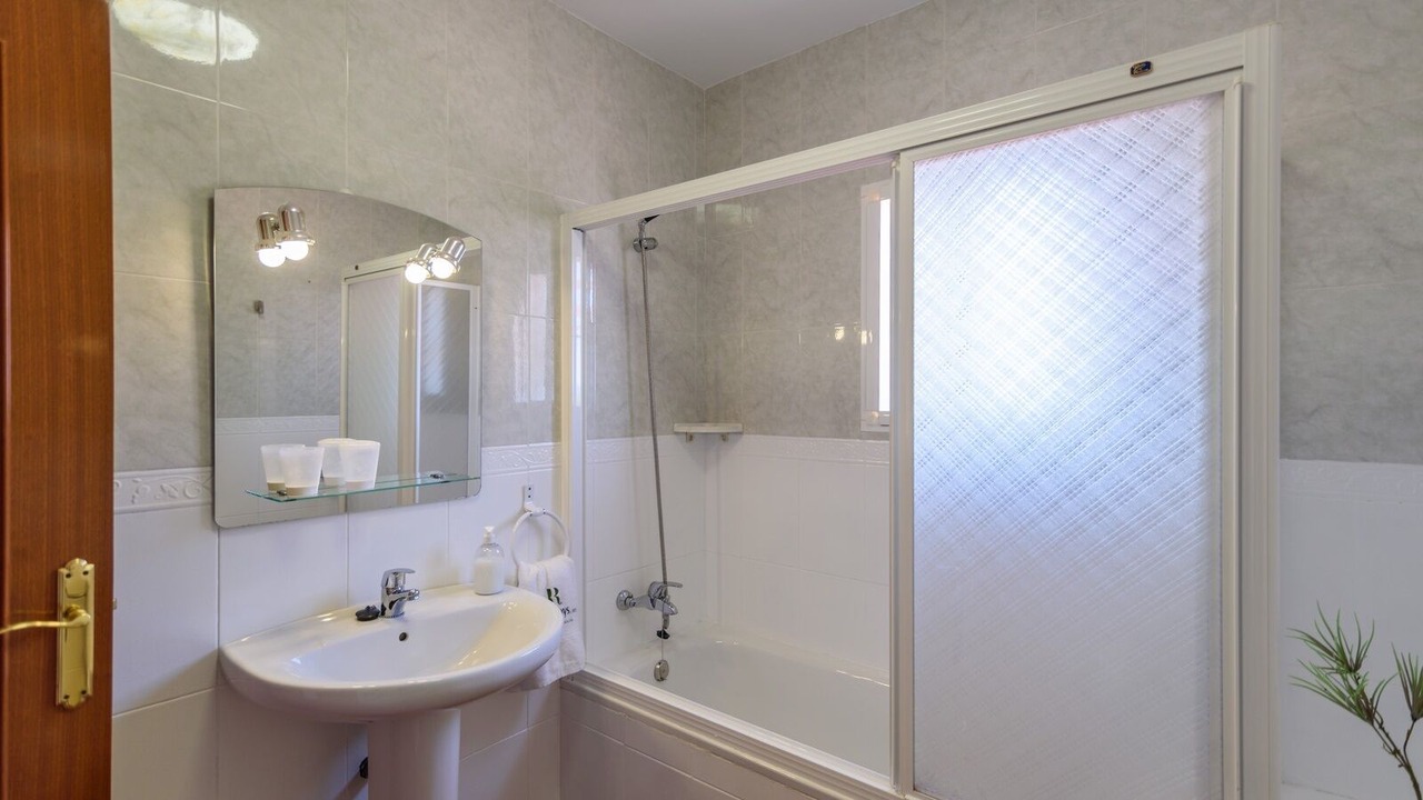 Photo of Bathroom in Torrox