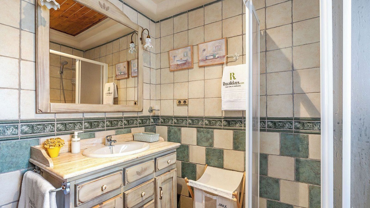 Photo of Bathroom in Salar