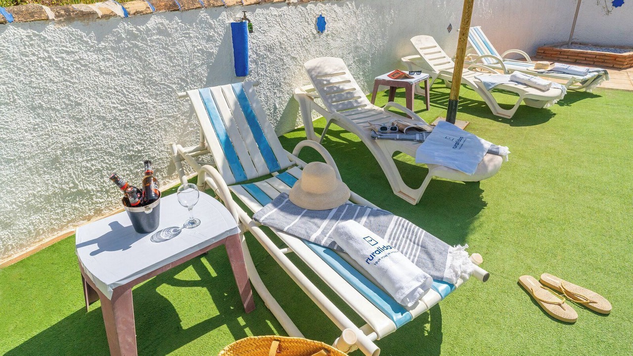 Photo of Patio Balcony in Alozaina
