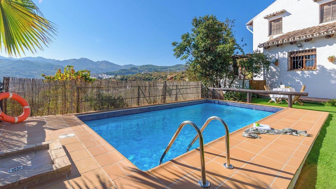 Photo of Outdoor in Monda