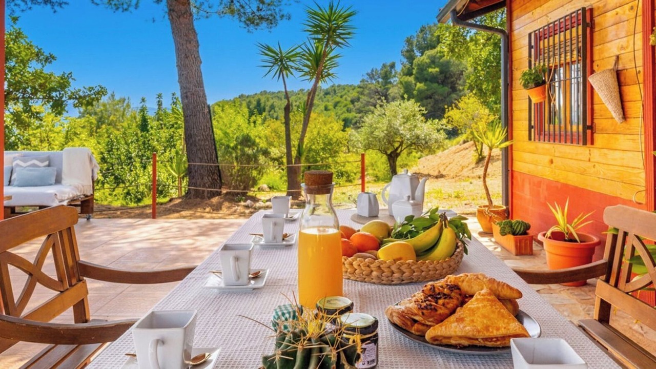 Photo of Outdoor in Alozaina