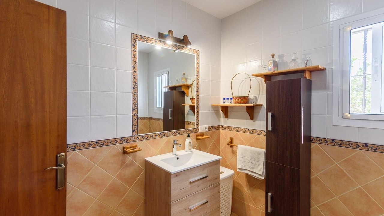 Photo of Bathroom in Alora