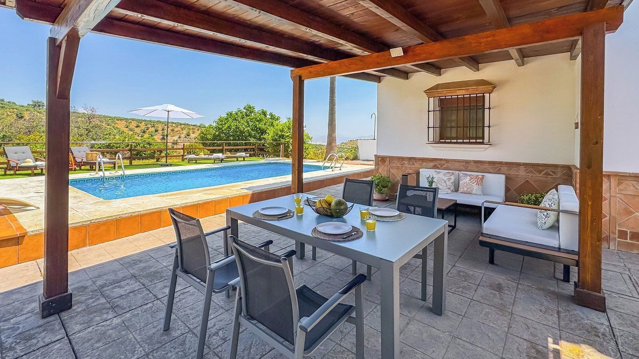 Photo of Outdoor in Alozaina