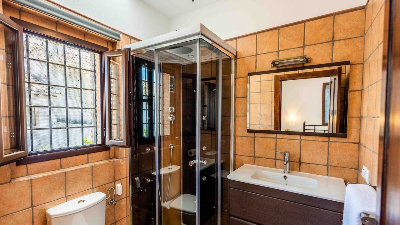 Photo of Bathroom in Rute