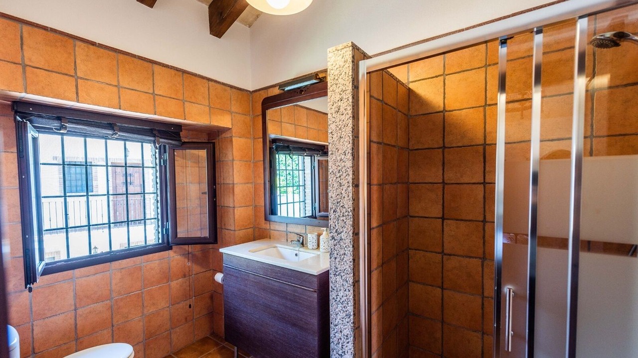 Photo of Bathroom in Rute