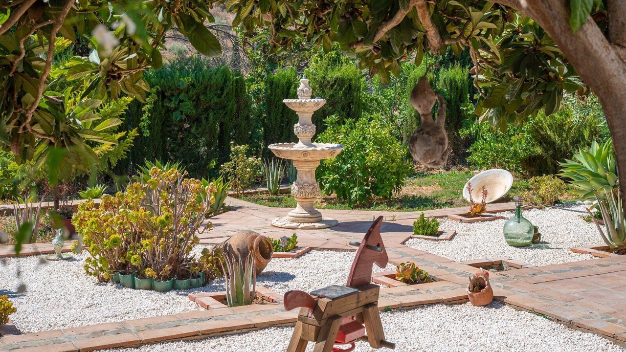 Photo of Outdoor in Guaro