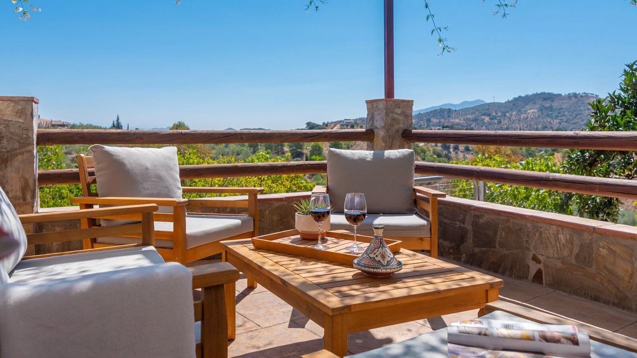 Photo of Outdoor in Guaro