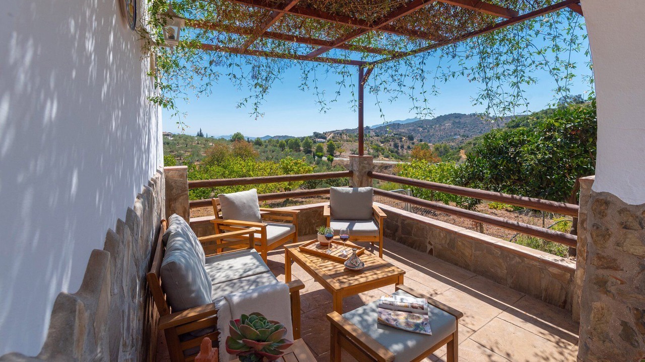 Photo of Outdoor in Guaro