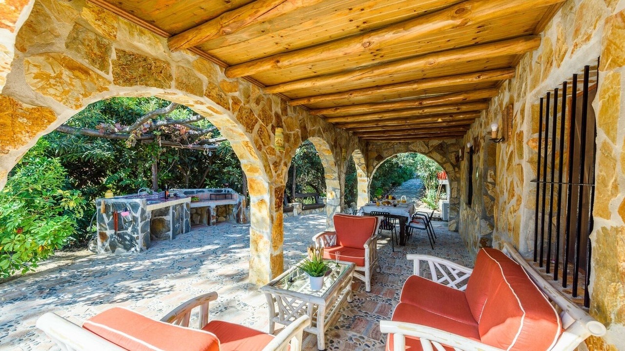 Photo of Outdoor in Guaro