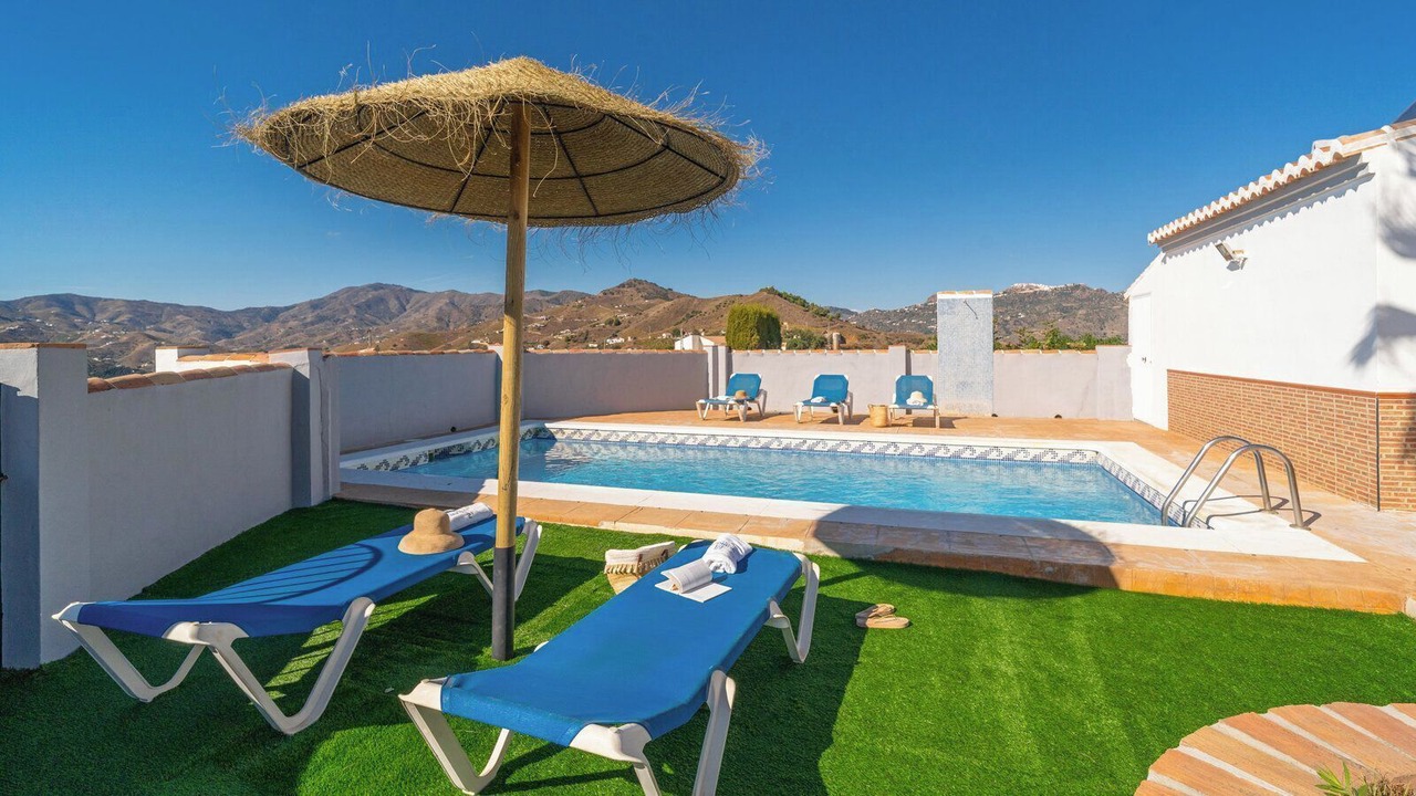 Photo of Outdoor in Benamargosa