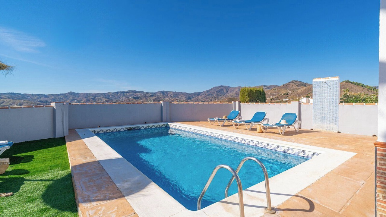 Photo of Outdoor in Benamargosa