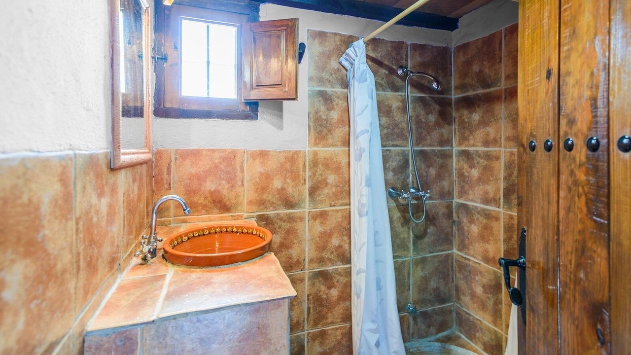 Photo of Bathroom in Almachar