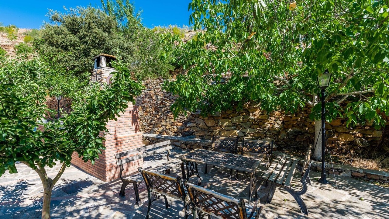 Photo of Outdoor in Laroya