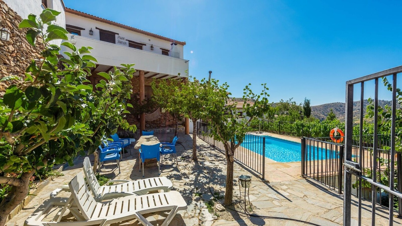 Photo of Outdoor in Laroya