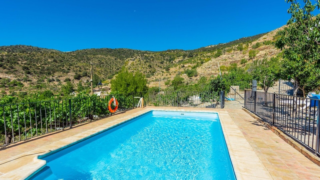Photo of Outdoor in Laroya