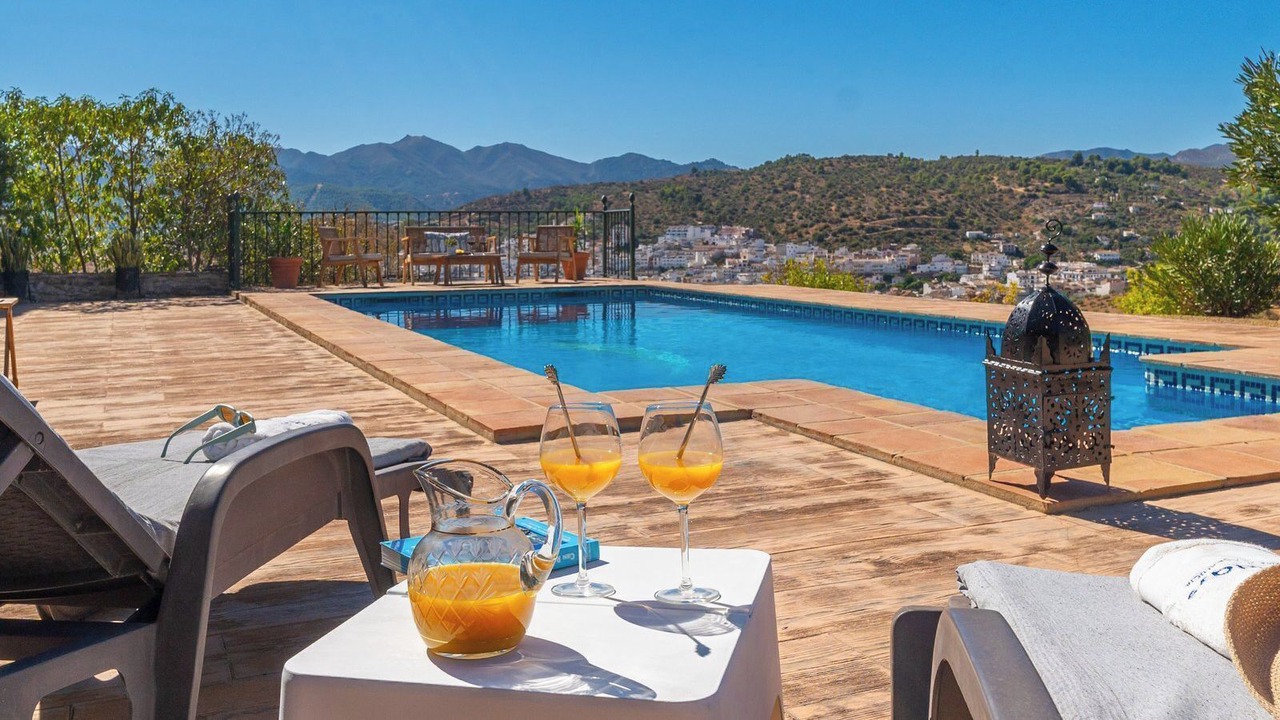 Photo of Outdoor in Guaro