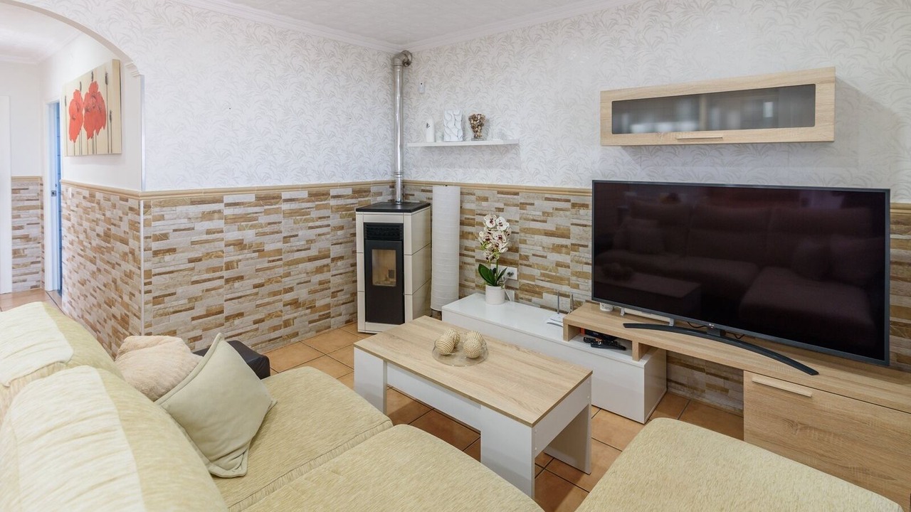 Photo of Livingroom in Almayate Alto