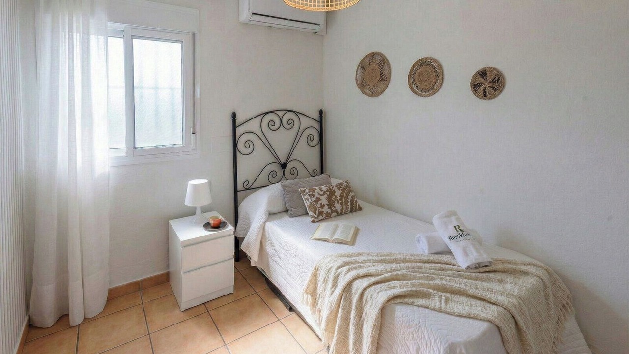 Photo of Bedroom in Almayate Alto