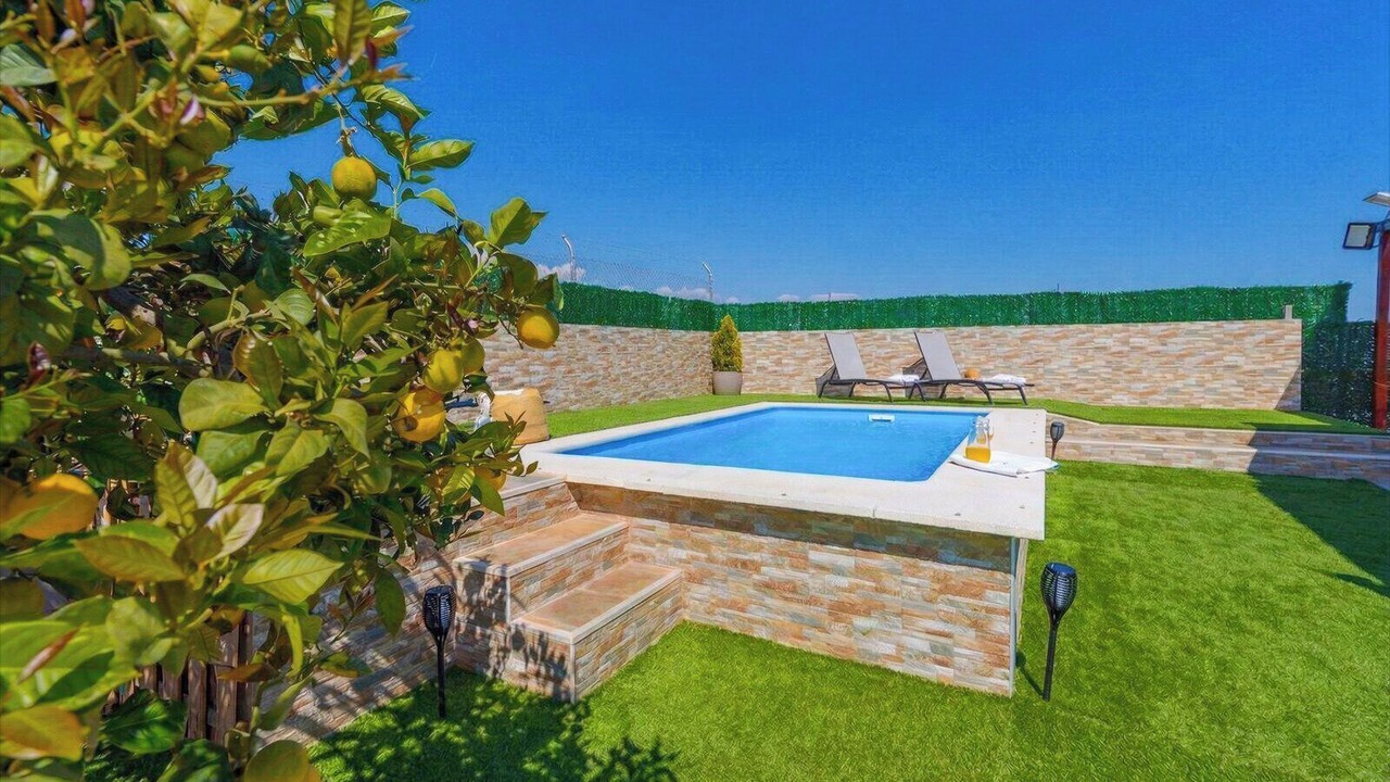 Photo of Outdoor in Almayate Alto