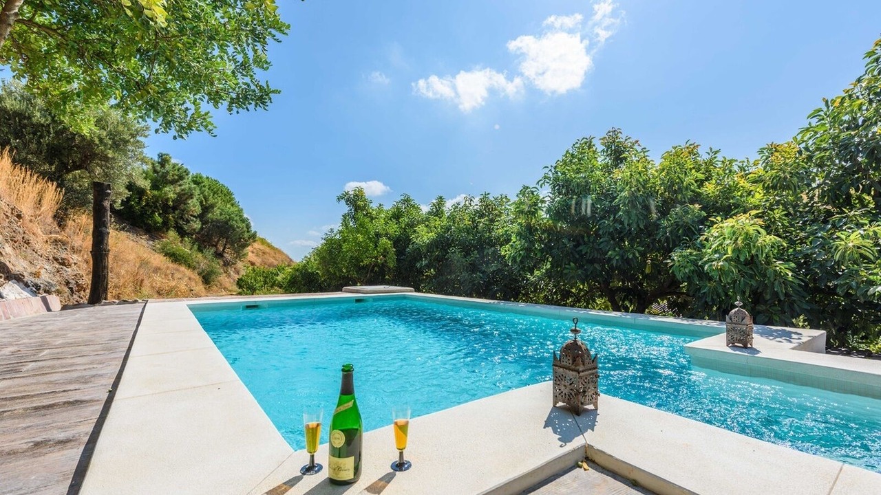 Photo of Outdoor in Guaro