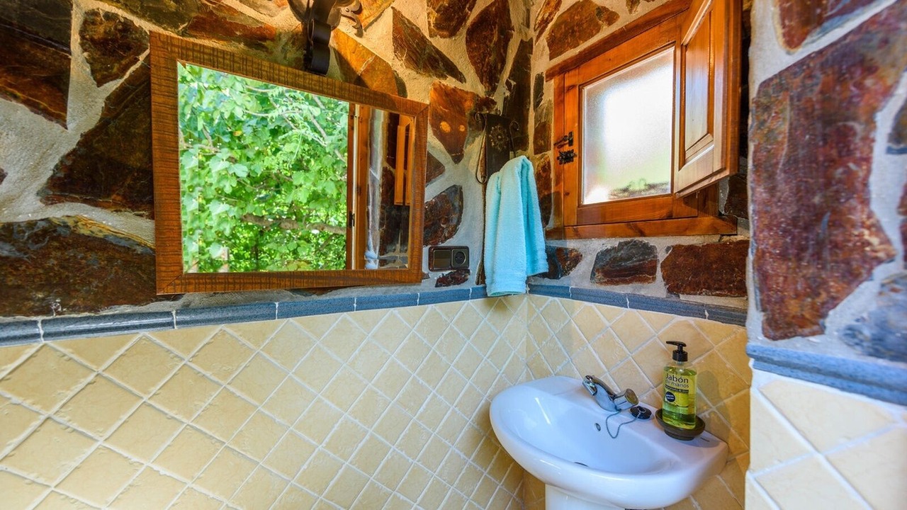 Photo of Bathroom in Guaro