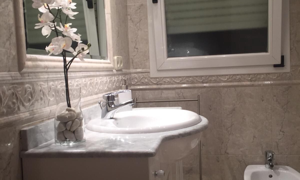 Photo of Bathroom in Cabanillas de la Sierra