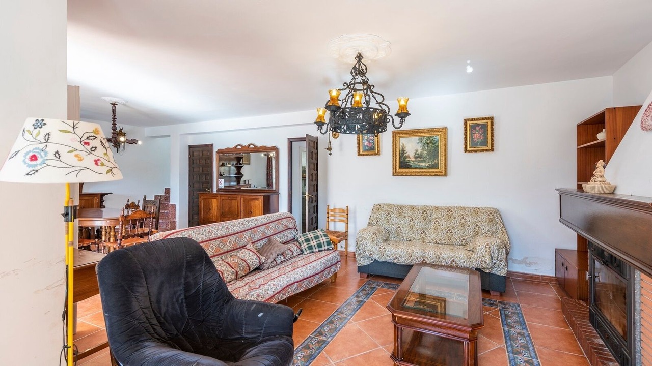 Photo of Livingroom in Macharaviaya