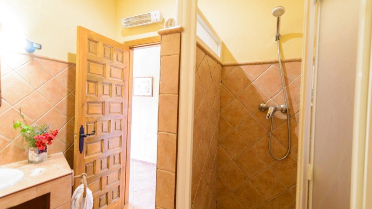 Photo of Bathroom in Alcaucin
