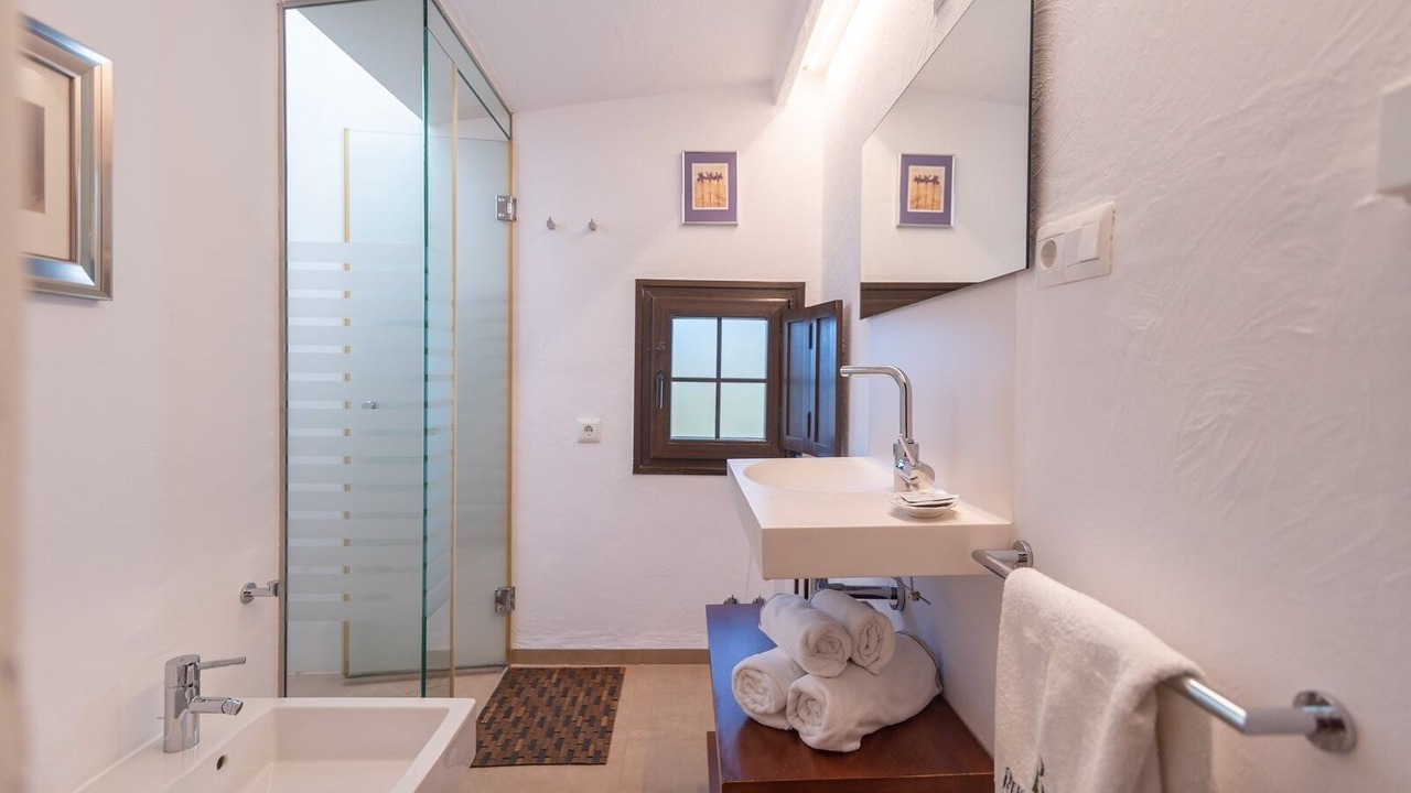 Photo of Bathroom in Villanueva del Rosario