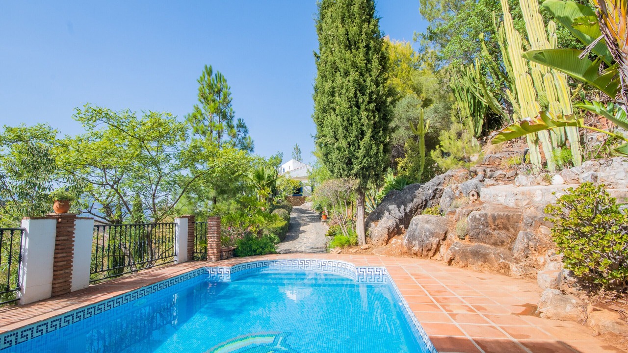 Photo of Outdoor in Guaro