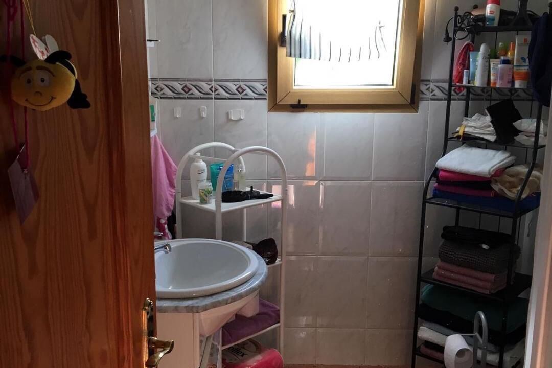 Photo of Bathroom in Canillas de Aceituno