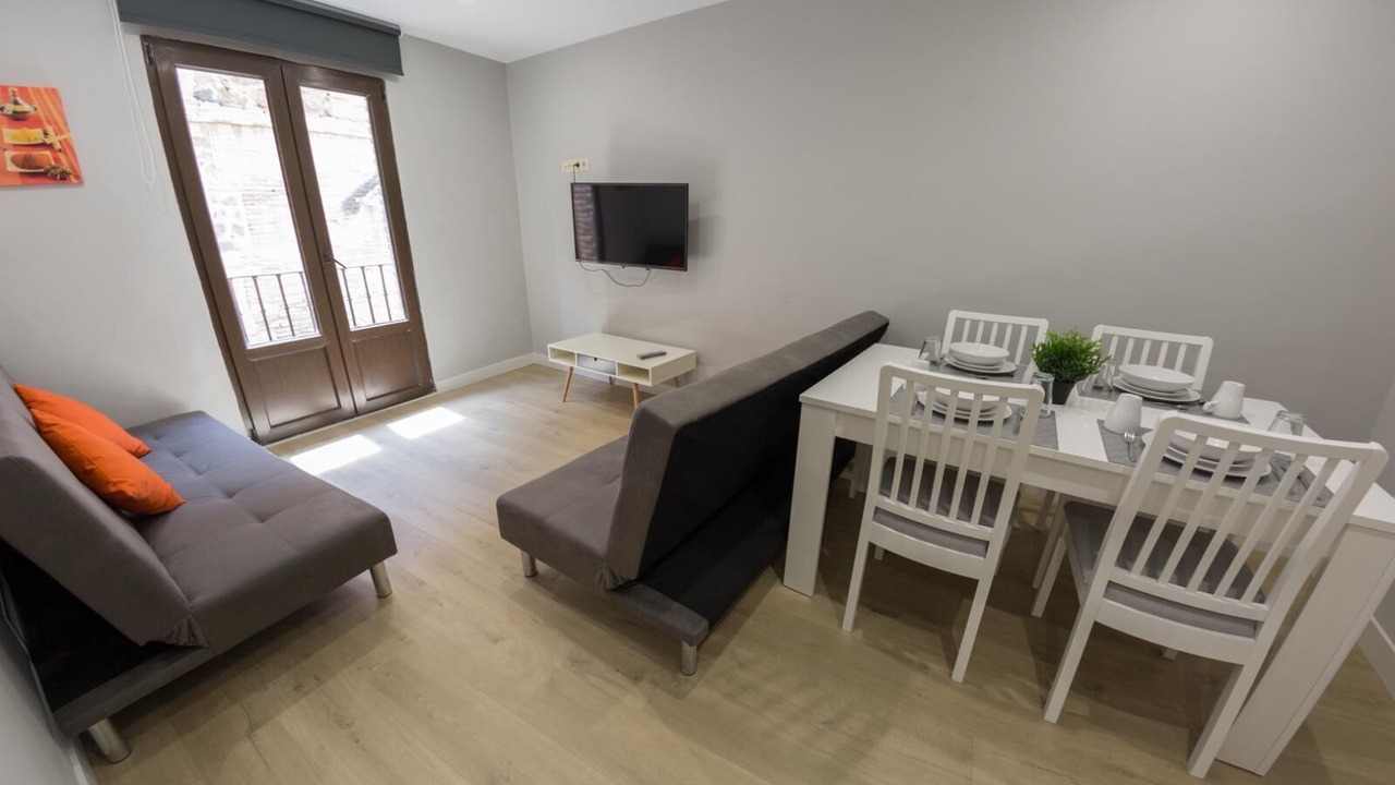 Photo of Livingroom in Toledo City Center